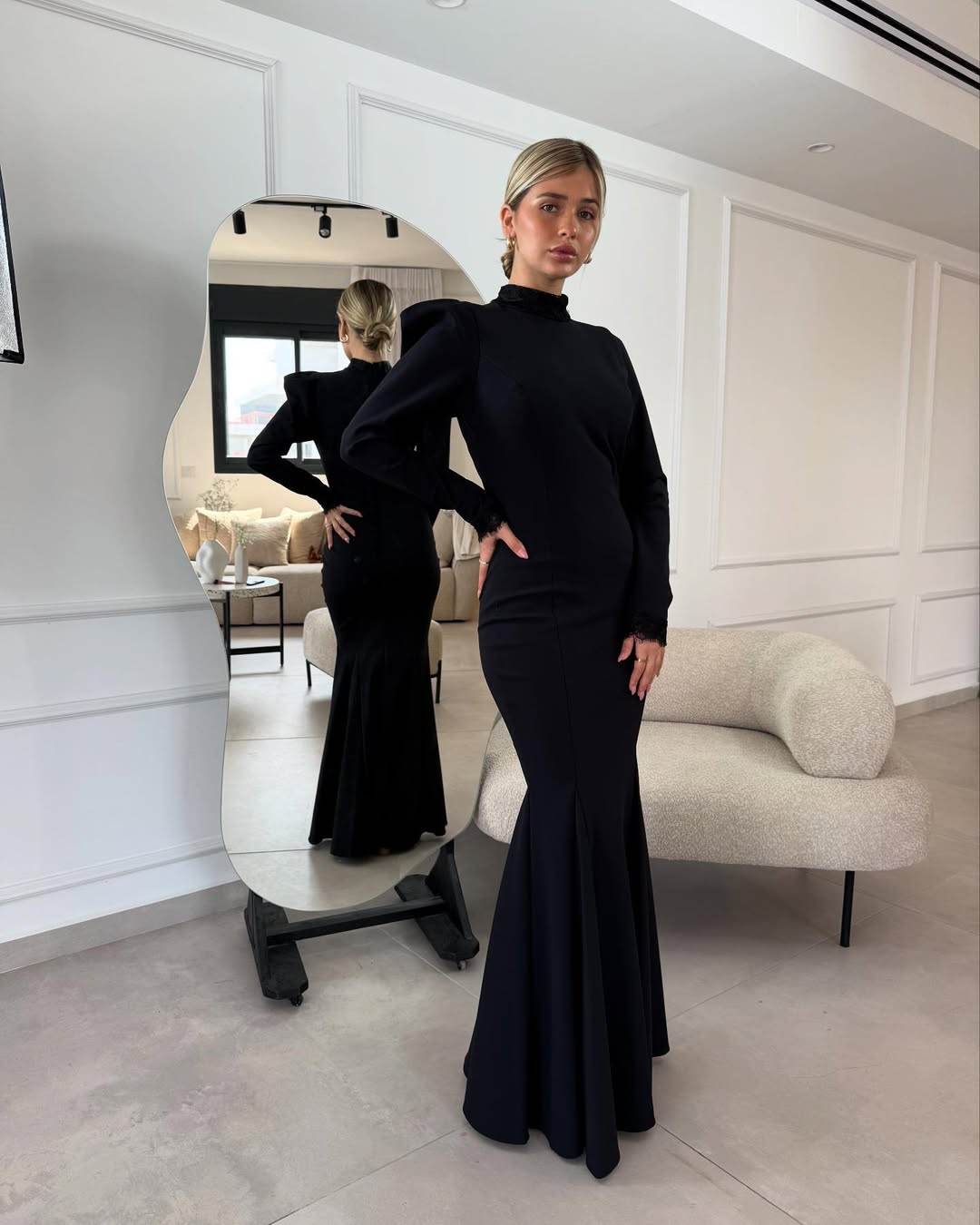 שמלת מקסי צנועה בגזרת בת הים - שחור