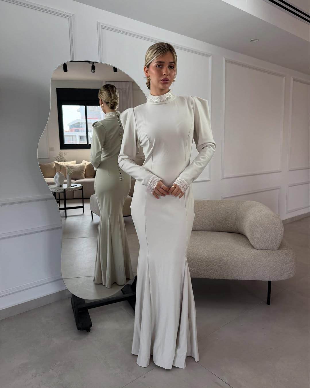 שמלת מקסי צנועה בגזרת בת הים - בז