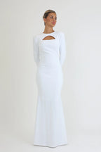 שמלה מקסי ארוכה עם מפתח שיקי בחזה ושרוולים ארוכים