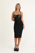 שמלת מידי מבד מחטב ותחרה שקופה