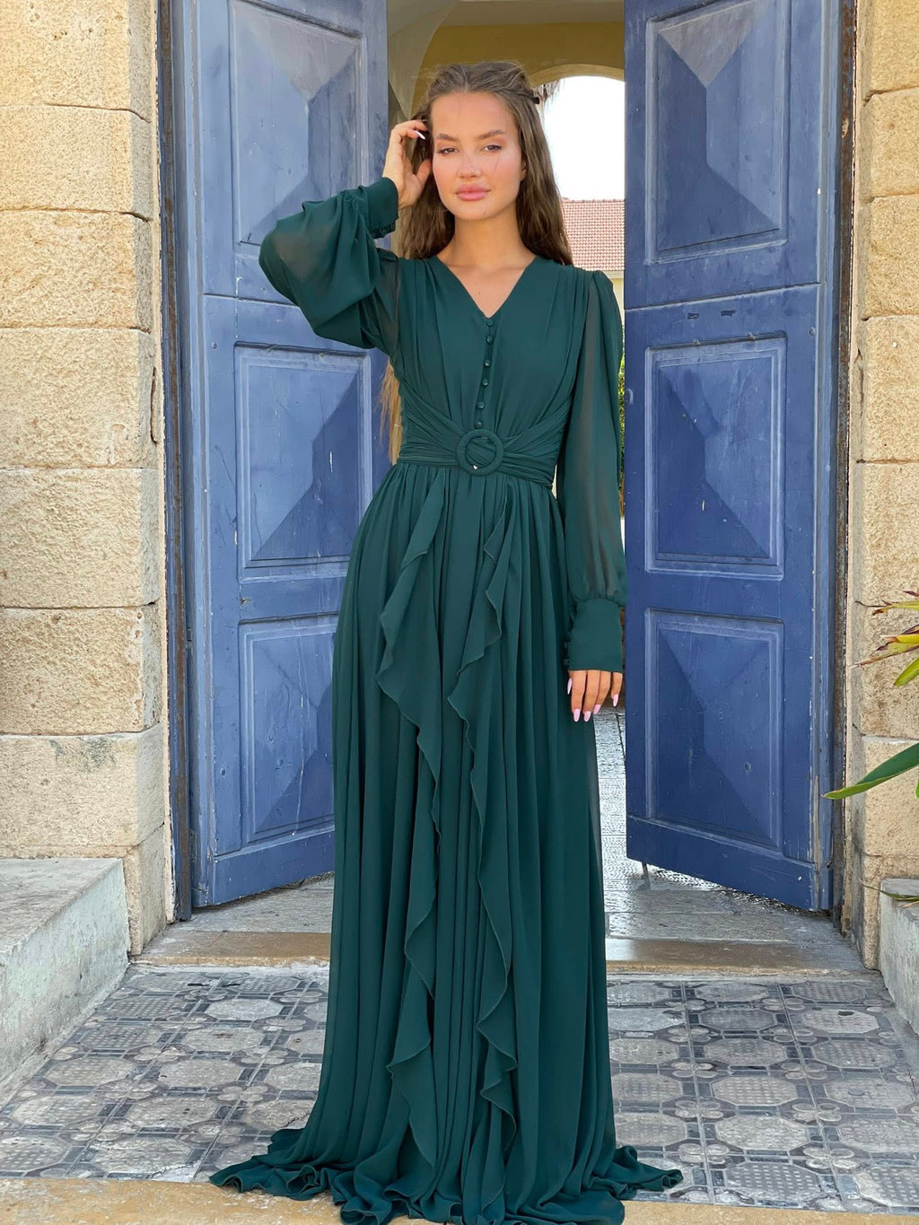 שמלת שיפון עם חגורת מותן