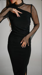 שמלה צנועה שחורה