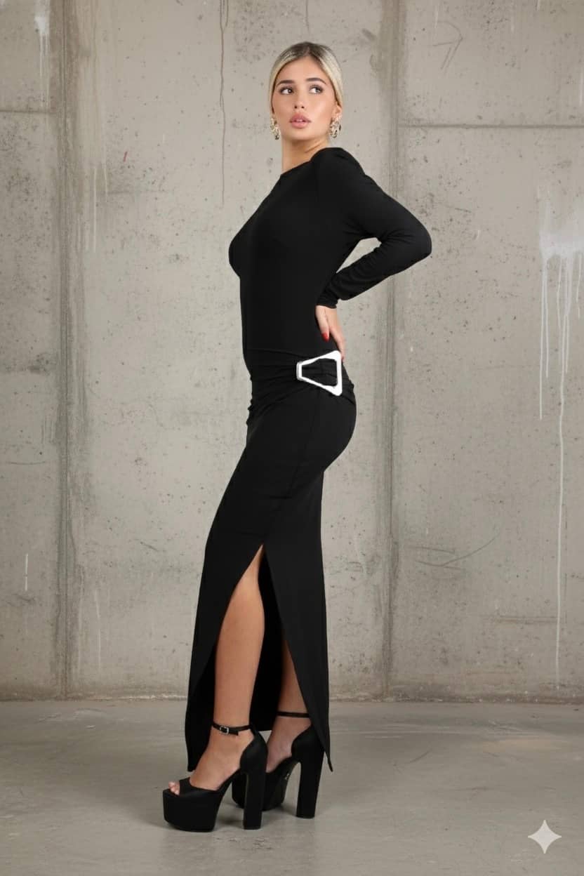 שמלת מקסי גב פתוח ואבזם שחור