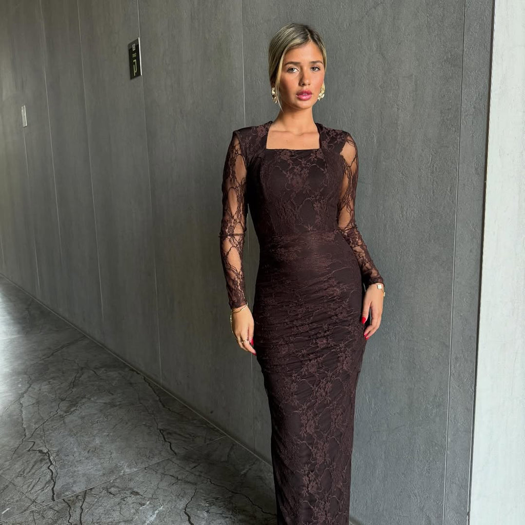 שמלת תחרה צמודה ישרה