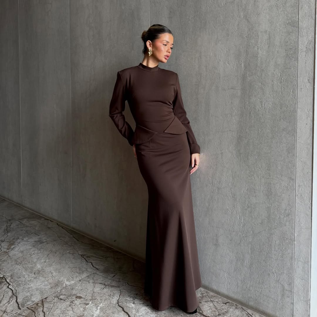 שמלת מקסי צנועה מחטבת