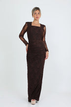 שמלת תחרה צמודה ישרה