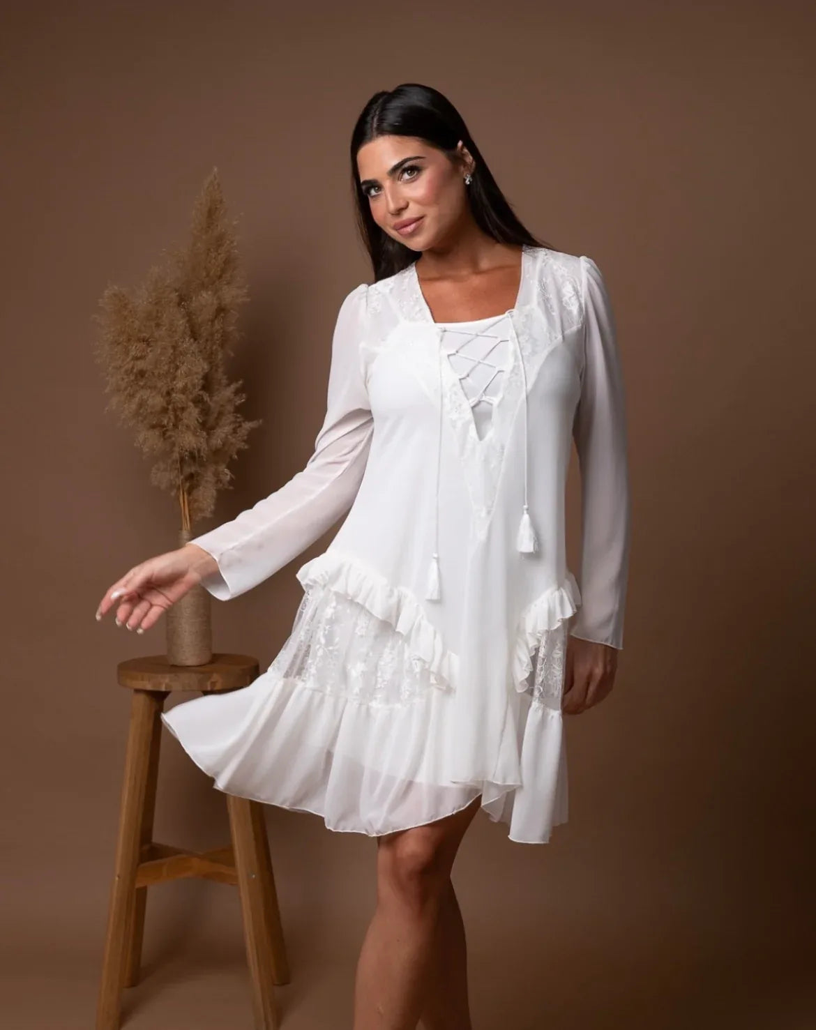 שמלת שיפון מידי - SLUXE לבנה