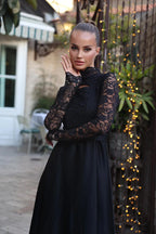 שמלת מקסי תחרה וחצאית שחורה- SLUXE