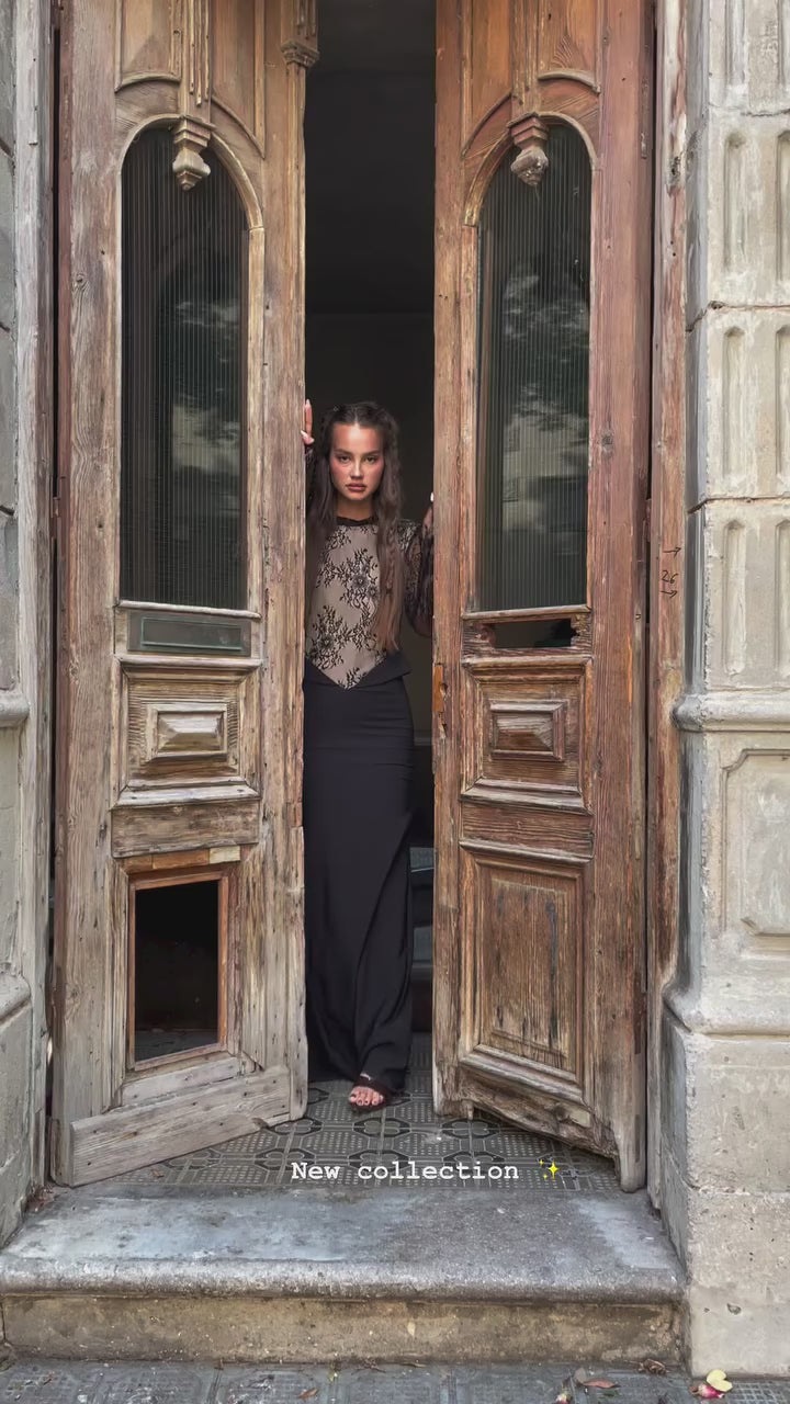 שמלת ערב צנועה שחורה אלגנטית