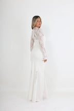 שמלת ערב צנועות מחטבת ותחרה | SLUXE - לבן